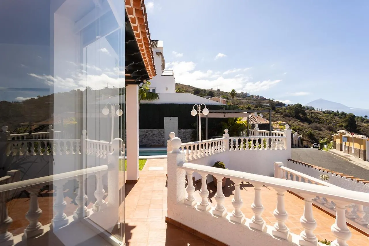 Home2Book Design Asian Sabina, Heated Pool & View Sauzal Villa